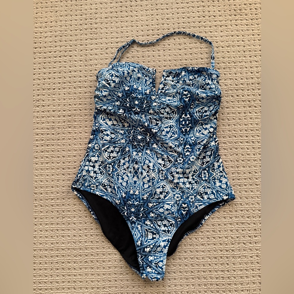 NWOT Jessica Simpson Blue Geometric Kids Swimsuit